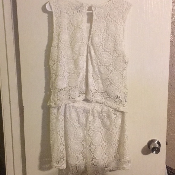 White Crochet Romper by Althea - Picture 3 of 4